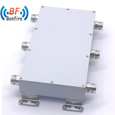 IP65 intérieur/extérieur 3 en 3 hors coupleur hybride 698-3800MHz 4.3-10-F HCXXXXXXX