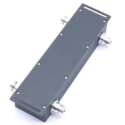 20.00cm * 6.00cm * 3.00cm N-F 698-3800MHz 2 en 2 sortie Hybride combiné avec le plus bas NF