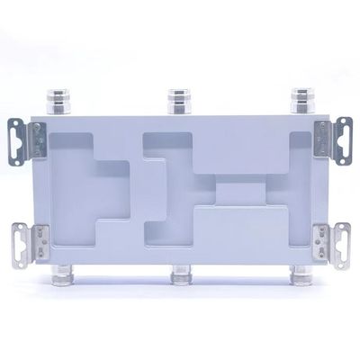 HCXXXXXXX 698-3800MHz 100W 3 en 3 coupler hybride intérieur NF pour la distribution du signal