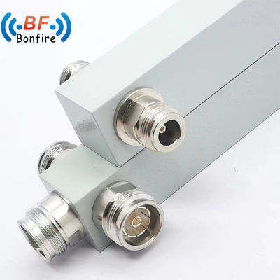 50W 698-3800MHz Diviseur d'alimentation à deux voies Diviseur d'alimentation N-connecteur féminin pour le système de sécurité publique Ibs