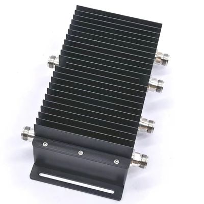 698-3800MHz 4X2 Coupler hybride N type pour le bâtiment Package rouge Poids brut 2.800kg