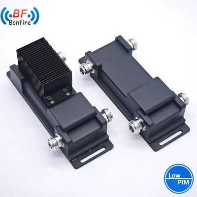VHF 617-3800MHz 3dB 2X1RF Hybrid Combiner N Femme avec interface N-F/4.3-10-F/DIN-F