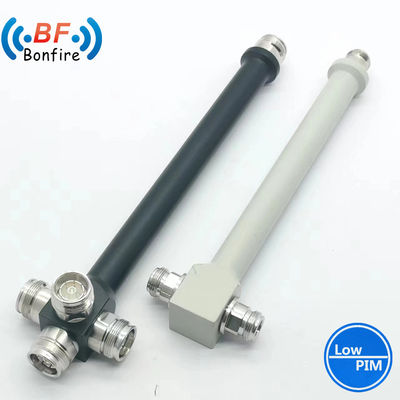 350-3800MHz 2 voies de guidage d'ondes SMA-F 50W RF Splitter de puissance de cavité pour l'intérieur / extérieur IP65