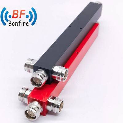 350-3800MHz 2 voies SMA Femme Microstrip Power Splitter pour les systèmes de télécommunication
