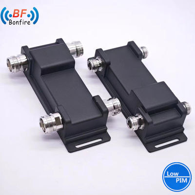 4.3-10-F/DIN-F/N-F 698-4000MHz Puissance élevée basse Pim RF coupleur hybride combinateur hybride