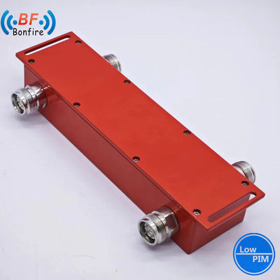 Taille de l'emballage 22,00cm * 12,00cm * 8,00cm VHF 698-4000MHz 2*2 Coupler hybride Combinaison hybride