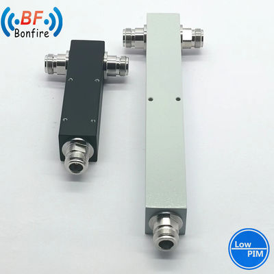698-4000MHz 300 N Connecteur de type féminin 2 voies Cavité ronde Splitter de puissance RF en gris