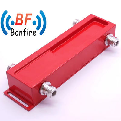 Couplings hybrides de type 2in 2out N Combinaison hybride pour la communication sans fil 617-3800MHz