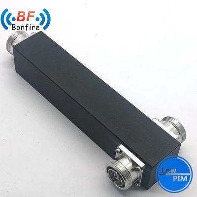 GFQ-XXXXXX Splitter de puissance réactive à 4 voies 698-3800MHz Intérieur/extérieur IP65 300W bas Pim