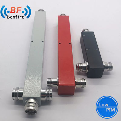 Splitter de puissance à 4 voies de 50 W pour les fréquences VHF UHF 698-3800MHz Ibs/Das Capacité de livraison de projet