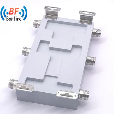 3X3 3 3 698-4000MHz RF Low Pim Hybrid Coupler Combiner 4.3-10 Type féminin pour les Ibs/Das