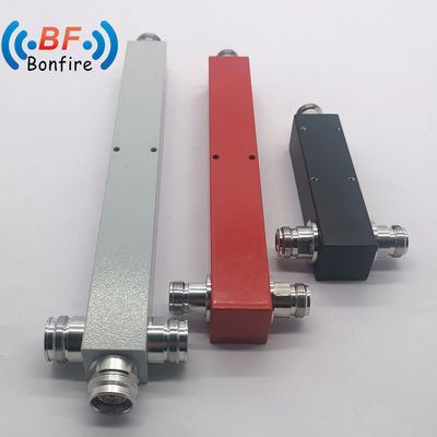 698-3800MHz Diviseur de puissance de la cavité RF bidirectionnelle N entrée masculine N sortie féminine