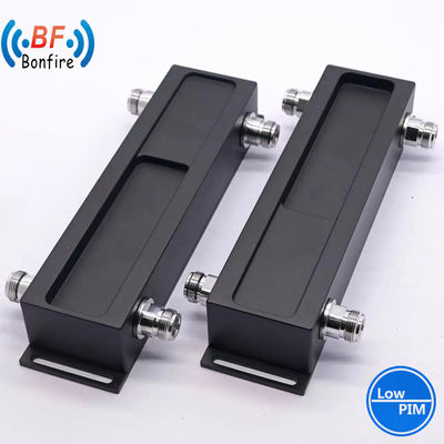 Combinateur hybride 2 en 2 sur 698-4000MHz Coupler hybride à basse tension 3dB pour la taille du paquet