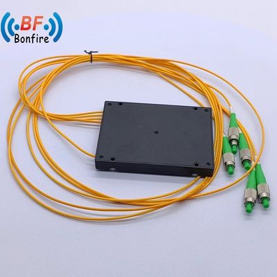 1*4 Splitter PLC en mode unique 0,500 kg avec taille de l'emballage 25,00 cm * 20,00 cm * 10,00 cm
