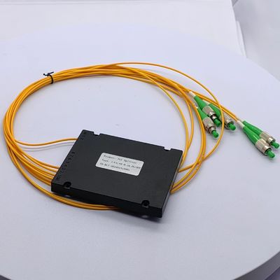 1*4 Splitter PLC en mode unique 0,500 kg avec taille de l'emballage 25,00 cm * 20,00 cm * 10,00 cm