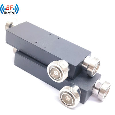 18.00cm * 4.00cm * 3.00cm Taille de l'emballage 5dB 6dB 7dB 8dB Coupler directionnel 698-4200MHz D-F