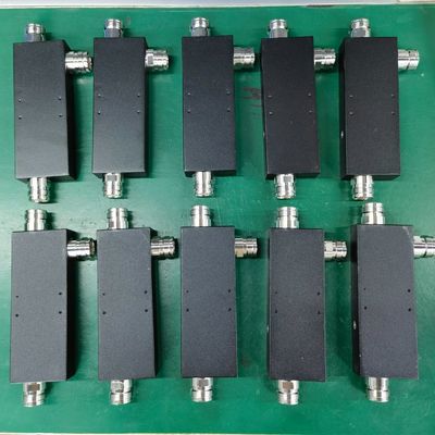 Couplée directionnelle RF 5dB 6dB 7dB 8dB 698-4200MHz N-F pour la mesure précise du signal