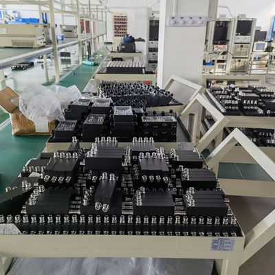 Interface DIN-F OHQ-0338-XX3301 Accouplement RF de communication 350-3800 MHz pour le DAS IBS