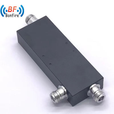 Valeur d'accouplement OHQ-XXXX à l'intérieur 20 dB Accouplement directionnel IoT 1,5 GHz à 4,5 GHz Personnalisation