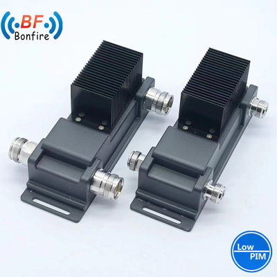 IP65 617-3800MHz pour les combinaisons hybrides RF intérieures et extérieures