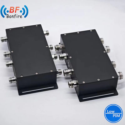 Grey DQ-XXXXX 4 en 4 Hybride combiné avec paramètres personnalisés 617-3800MHz -161dbc