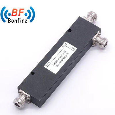 Accouplement directionnel à cavité RF à faible perte de Pim de 300 W 698MHz-3800MHz 12 dB degré d'accouplement