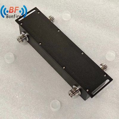 300W 2 en 2 sortie Triplexer Hybrid Combiner Coupler hybride avec N/4.3-10/DIN Connecteur 5g 4G 698-3800MHz