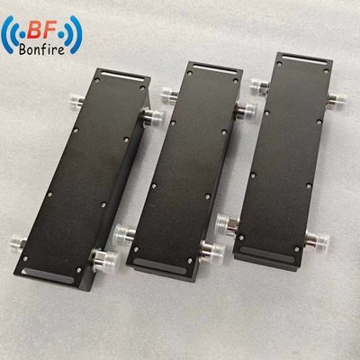 2 en 2 sur 698-3800MHz Low Vswr RF Hybrid Combiner avec une interface 4.3-10-F/DIN-F/N-F