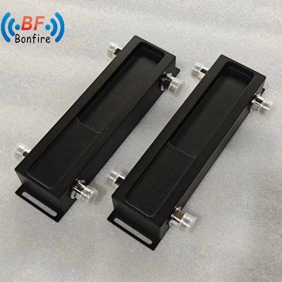 2 en 2 sortie RF Hybrid Combiner Coupler Fréquence 698-3800MHz N Connecteur féminin Puissance d'entrée 50W Ibs Composants