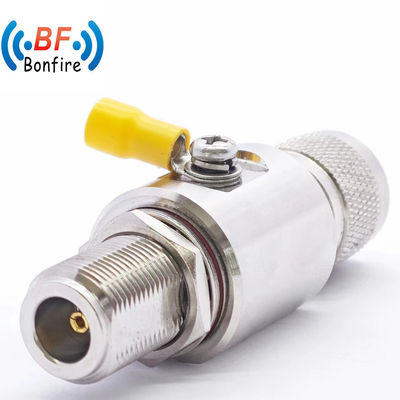 Intérieur/extérieur IP65 698-3800MHz RF Arrêteur Protègeur contre la foudre Arrêteur F Tube de protection contre les surtensions