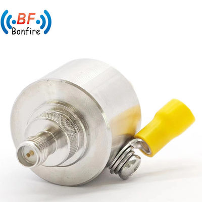 Résistant à la radiofréquence N-F à 4.3-10-F Résistant à la protection contre les doubles surtensions 698-3800MHz BLQ-XXXXX