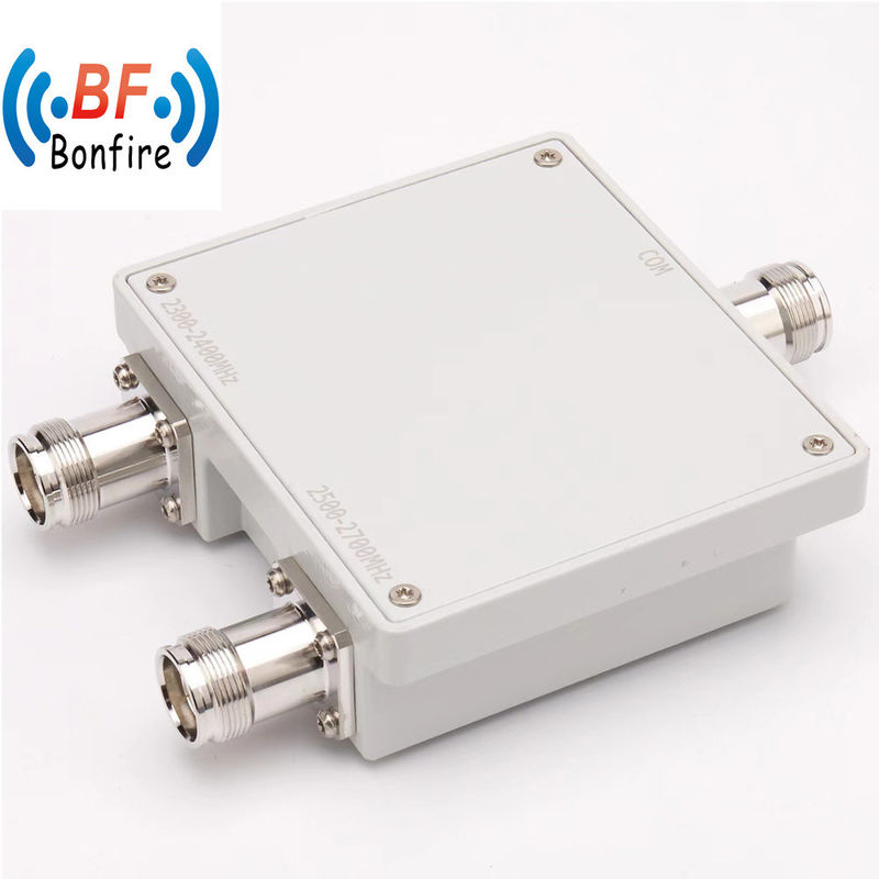 4.3-10 F Interface à double bande combinateur PIM bas 380-960 1710-2700 MHz Couverture à double bande