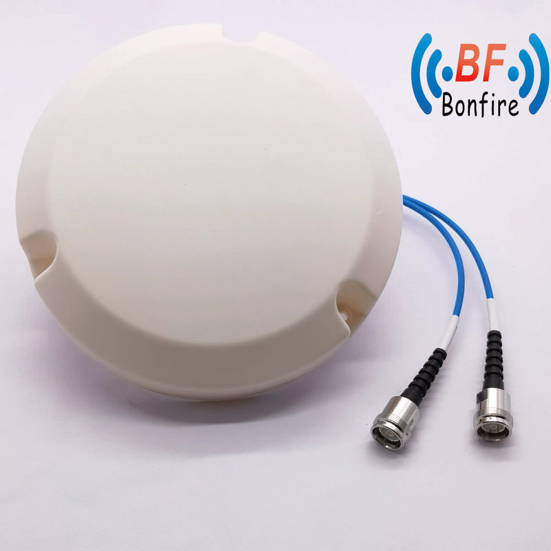 Antenne câblée Antenne WiFi à gain élevé pour le signal mobile extérieur amplifiant 700-3800MHz