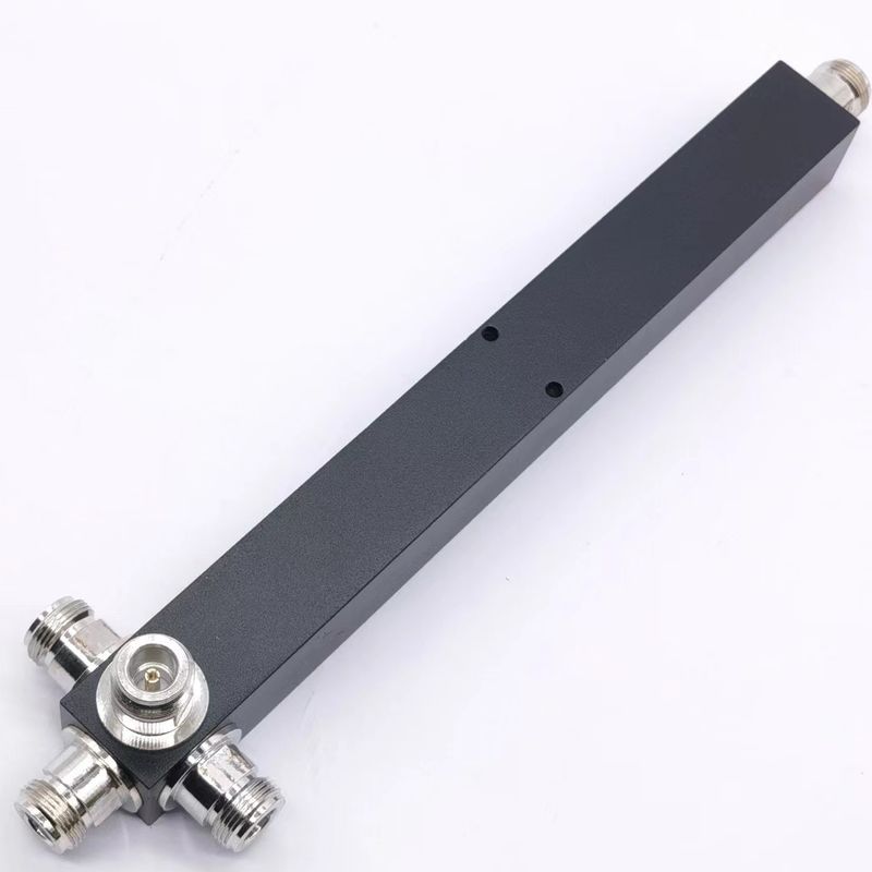Splitter haute puissance 698-3800MHz N F Ultra large bande 2/3/4 Way Low Pim réactif pour le marché