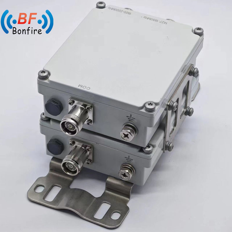 Diplexeur RF 1710-1880 1920-2170 2300-2400 2500-2700MHz Triplexeur RF à trois voies combinateur passif