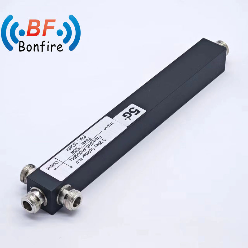 617-4000MHz 3 voies N Femme IP67 Diviseur de puissance pour l'interface N-F du système radio
