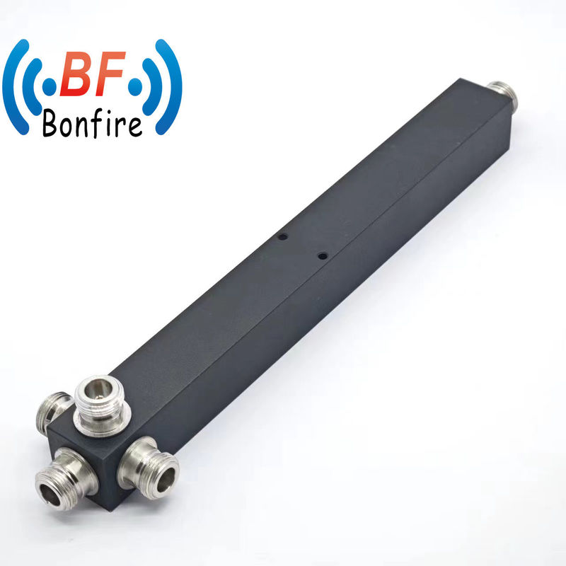GFQ-617-4000MHz 50W 4 voies SMA Femme de type RF Splitter de puissance / Divider Production OEM / ODM