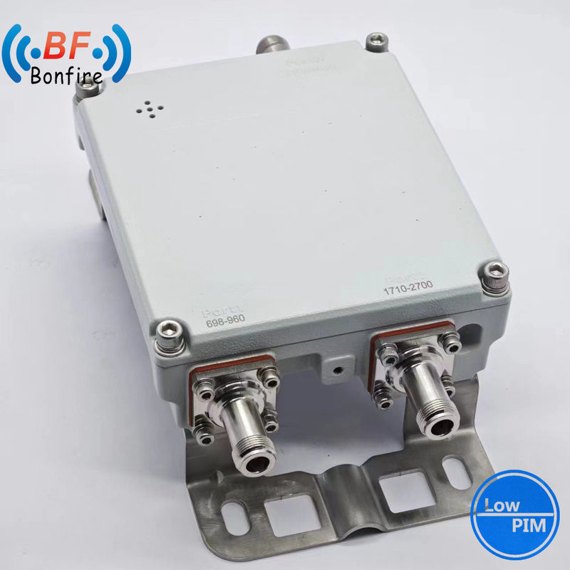 2300-2400 2500-2700MHz Triplexeur RF Diplexeur RF Quadplexeur combiné 200W N Connecteur féminin pour la sécurité publique