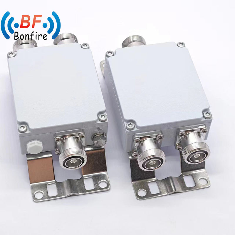 N Homme à N Femme combinateur RF à double bande combinateur RF Coaxial Attenuateur fixe 2500-2700MHz 3-40dB