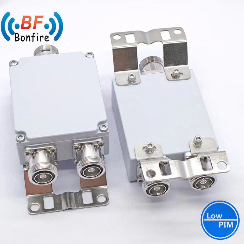 DIN Combinateur RF féminin Attenuateur RF coaxial 2300-2400 2500-2700MHz Attenuateur 200W