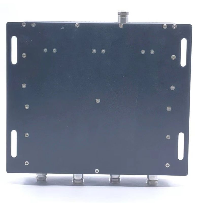 698-3800MHz 4 en 1 sortie N type couplage hybride de télécommunication bas Pim avec interface N-F