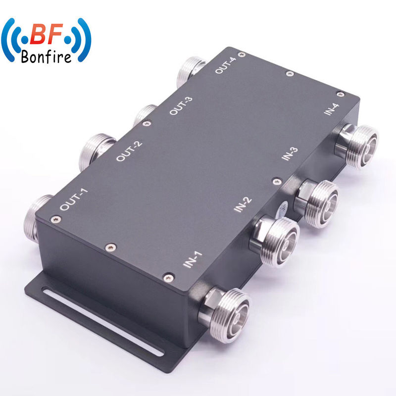 Taille de l'emballage 22.00cm * 9.00cm * 6.00cm 698-3800MHz 300W 155dbc 4X4 Coupler hybride DIN-F