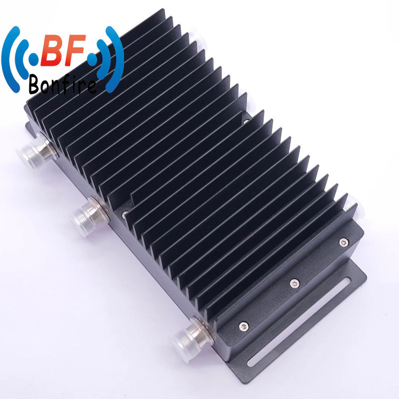 4.3-10-F/DIN-F/N-F VHF 698-3800MHz 3dB Hybrid Coupler Combiner N Femme Type 4 dans 4 sortie