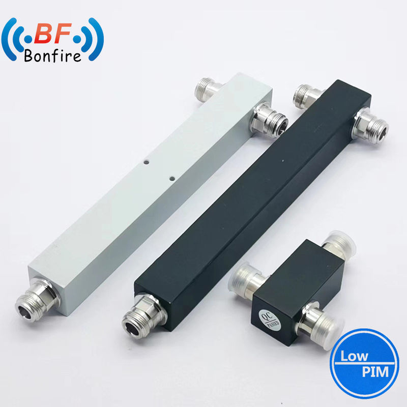 N Diviseur/Splitter féminin 50W Splitters d'alimentation électrique 350-3800MHz pour la station de base
