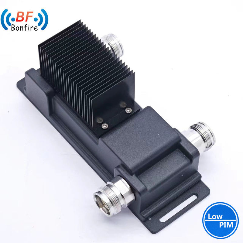 4.3-10-F/DIN-F/N-F 698-4000MHz Puissance élevée basse Pim RF coupleur hybride combinateur hybride