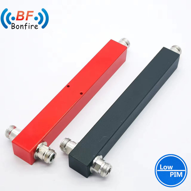Connecteur RF 2 Way Power Splitter personnalisé 10W 350-3800MHz 4.3-10-F pour la station de base