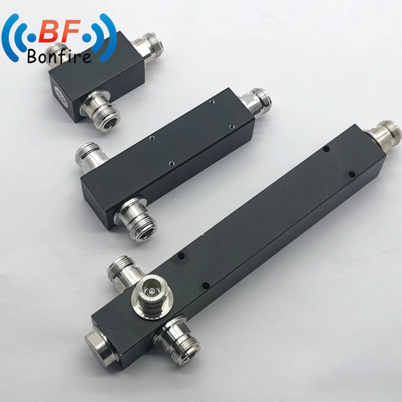 350-3800MHz RF Diviseur de puissance/Splitter à 2 voies 50W avec connecteur féminin SMA 1 entrée 2 sortie Isolation élevée