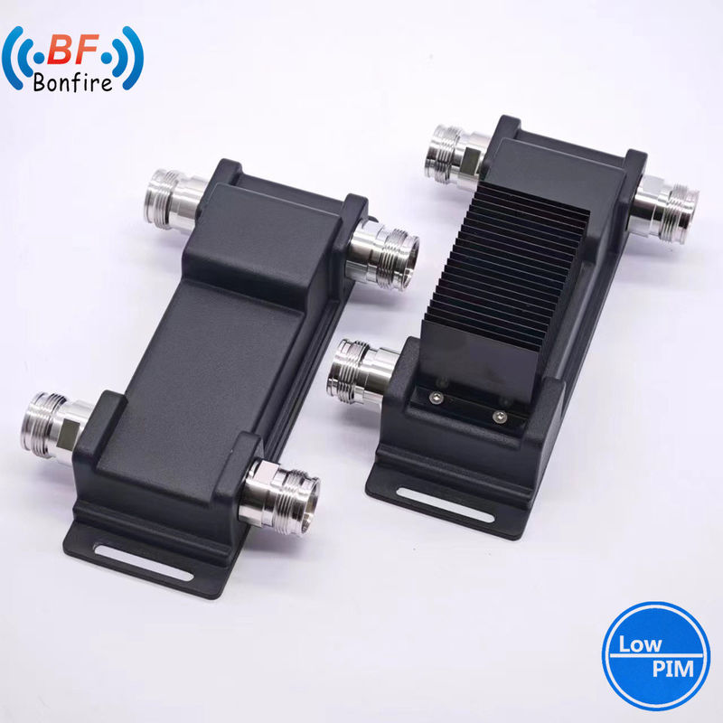 698-4000MHz 4.3-10 Femelle à large bande 3X3 Coupler hybride Combinaison hybride à faible Pim