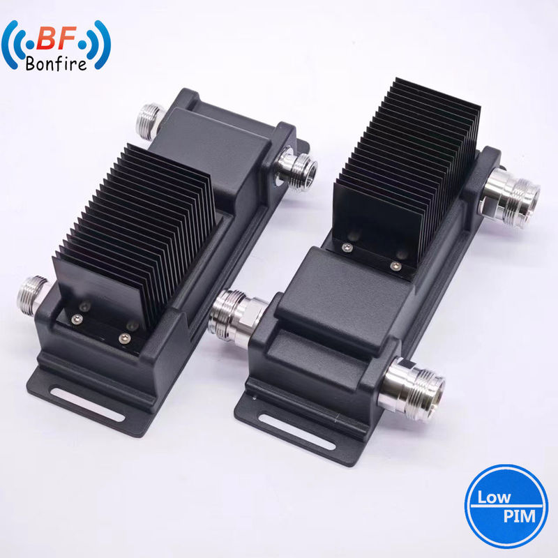 Coupleur hybride rouge 4X4 698-4000MHz 5g à large bande basse PIM pour système d'antenne distribuée