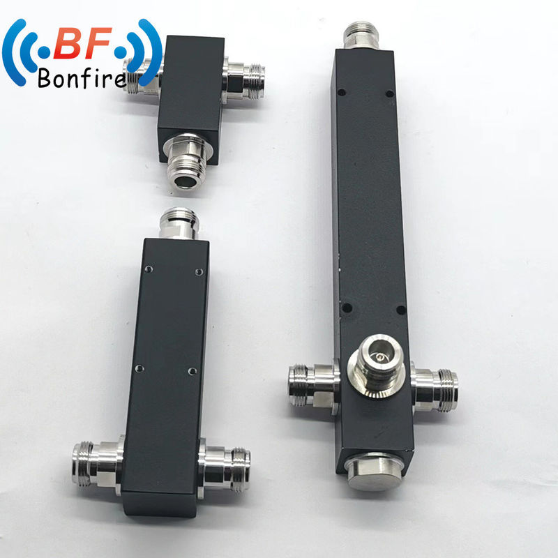 50W 698-6000MHz 2 Way Microstrip RF Power Splitter avec connecteur DIN féminin Ibs Bts Das prêt